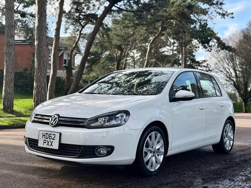 Second-hand VW Golf VIII GT 2025 Alb Hatchback