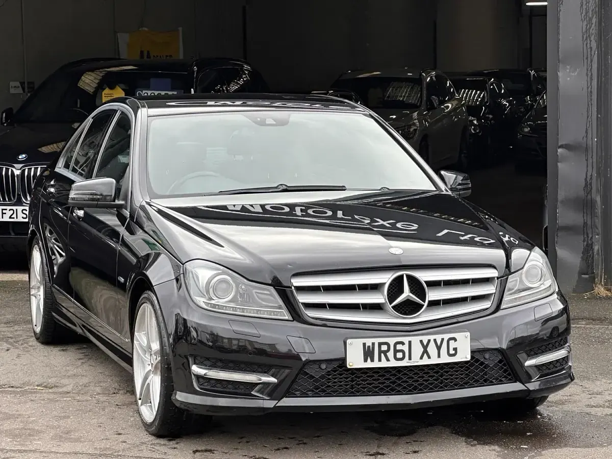 Used Mercedes C180 Sport Edition 156 HP (114 kW) 2011 Black Sedan