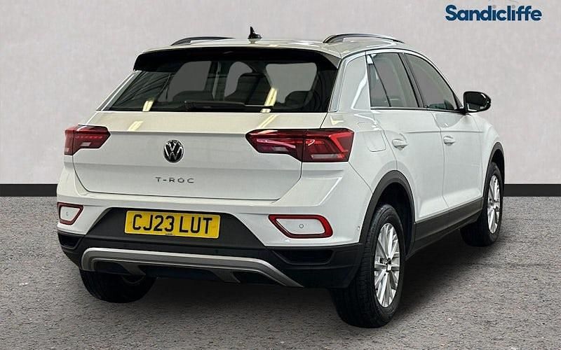 Used VW T-Roc Life 150 HP (110 kW) 2023 White SUV