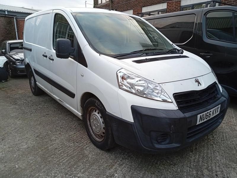 Used Peugeot Expert 2016 White Van