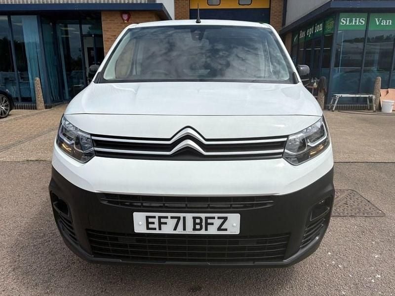 Used Citroën Berlingo 2022 White MPV