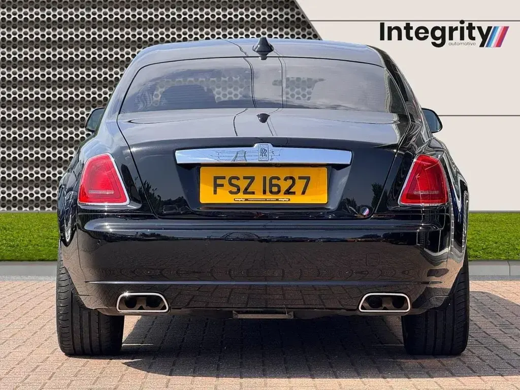 Used Rolls Royce Ghost 563 HP (414 kW) 2018 Black Sedan
