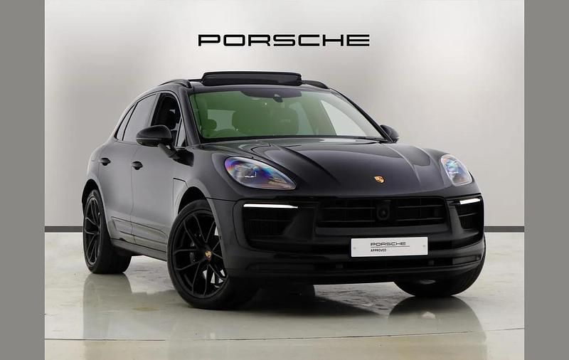Used Porsche Macan GTS 434 HP (319 kW) 2024 Black SUV