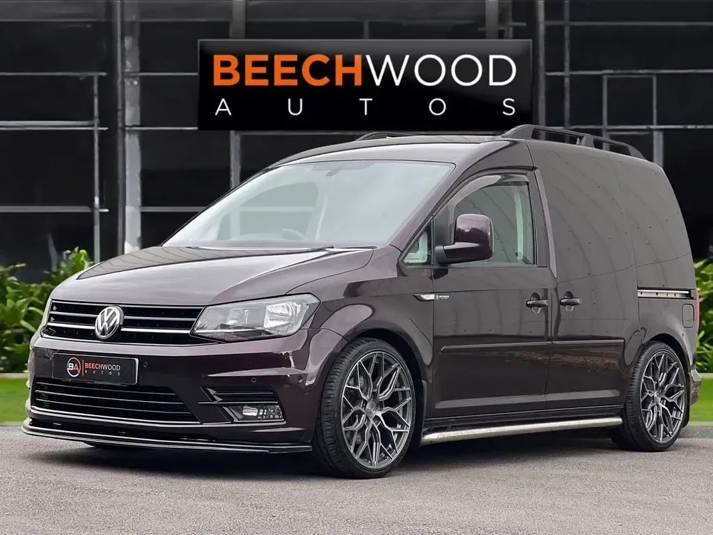 Used VW Caddy Highline 150 HP (110 kW) 2017 Mauve/purple MPV