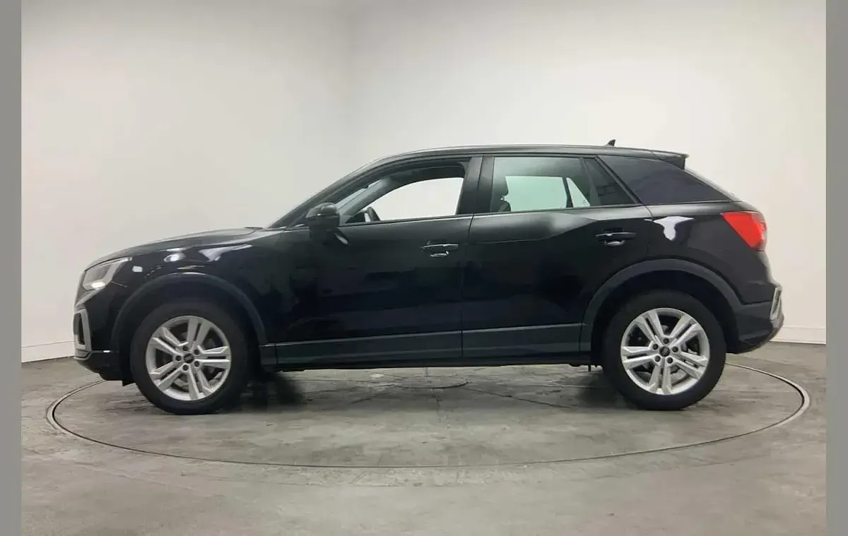 Used Audi Q2 Sport 108 HP (79 kW) 2023 Black SUV