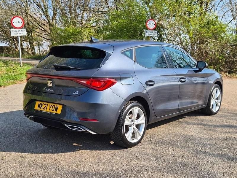 Used Seat Leon FR 204 HP (150 kW) 2021 Grey Hatchback
