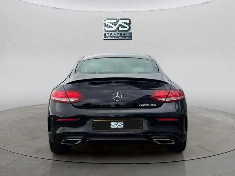 Used Mercedes C220 AMG Line Premium Plus 170 HP (125 kW) 2016 Black Coupe