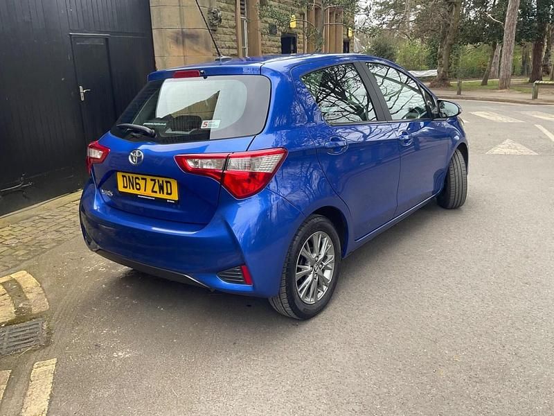 Used Toyota Yaris 2018 Blue Hatchback