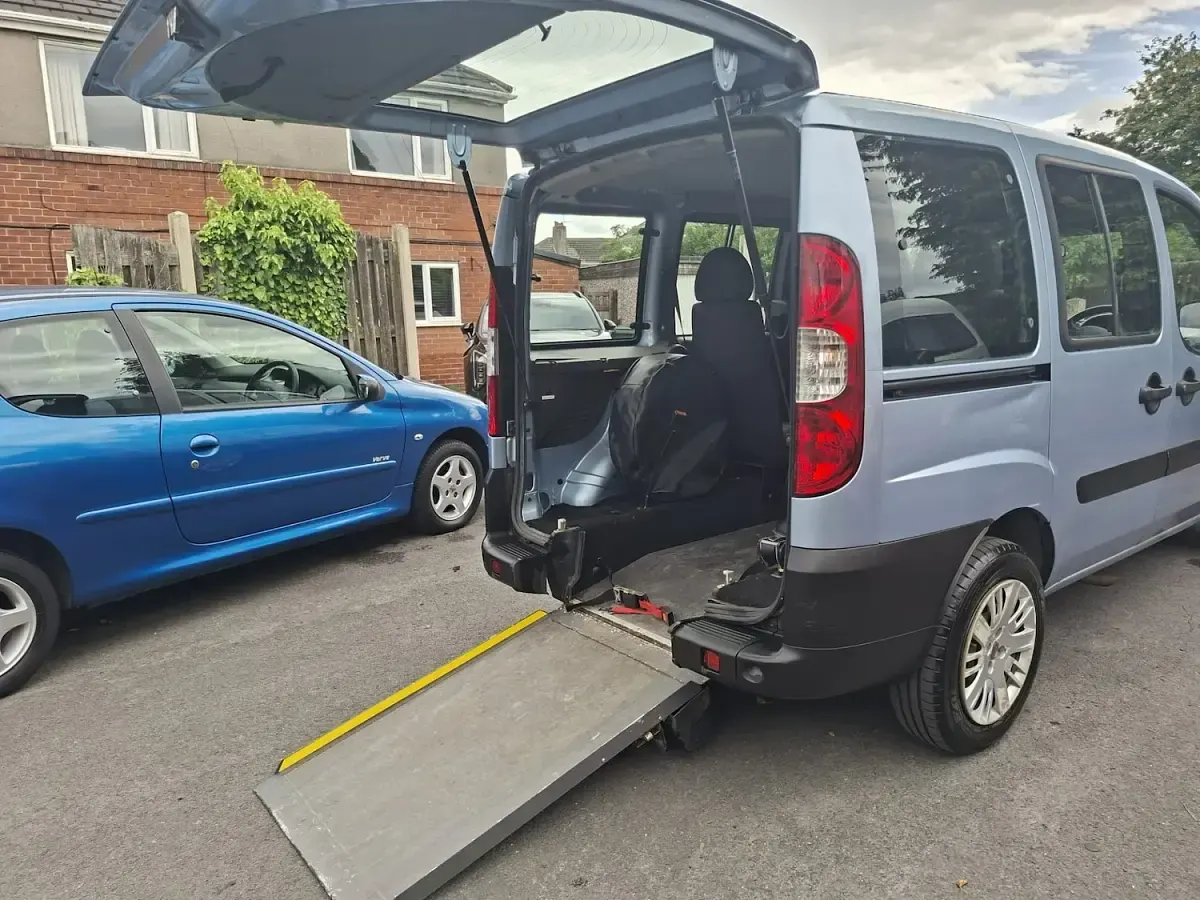 Used Fiat Doblò Active 2008 Blue MPV