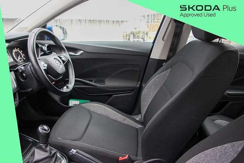 Used Skoda Fabia Comfort 79 HP (58 kW) 2022 Energy blue Hatchback