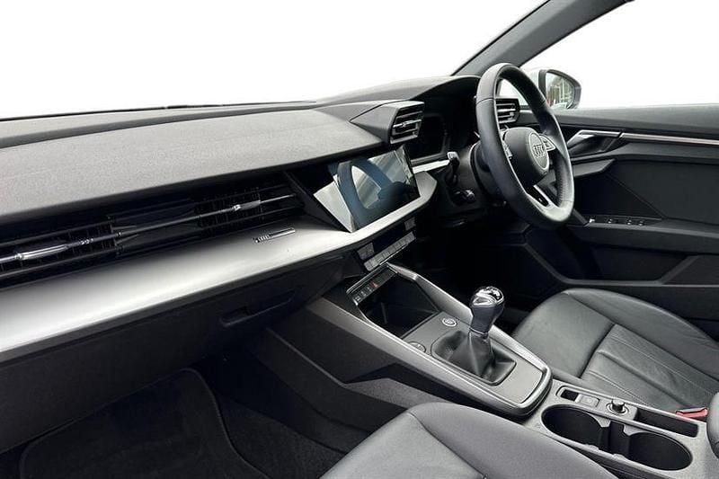 Used Audi A3 Sport 110 HP (80 kW) 2022 White Sedan