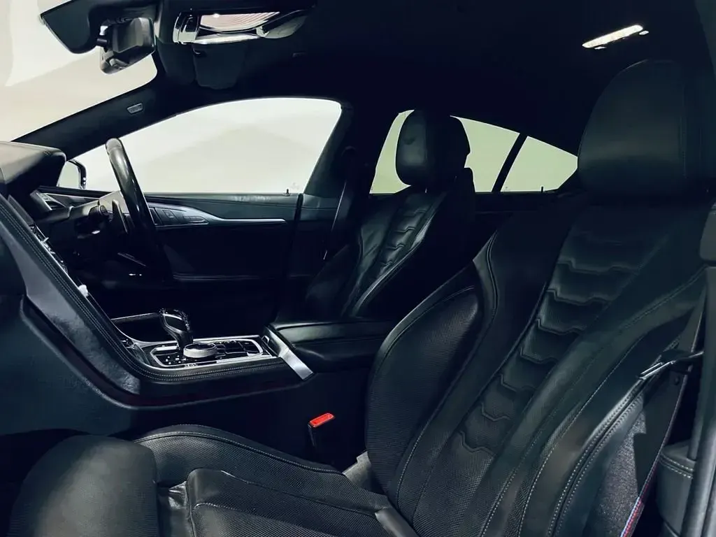 Begagnad BMW 840 M Sport 333 HK (244 kW) 2021 Grå Sportkupé
