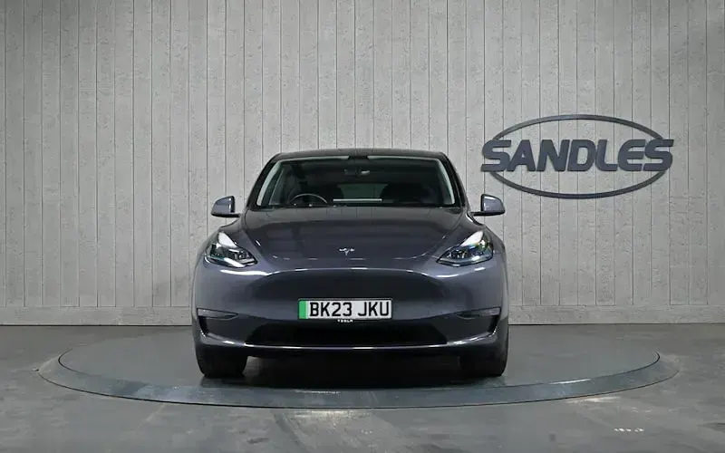 Usado Tesla Model Y Performance 392 kW (534 HP) 2023 Cinzento SUV