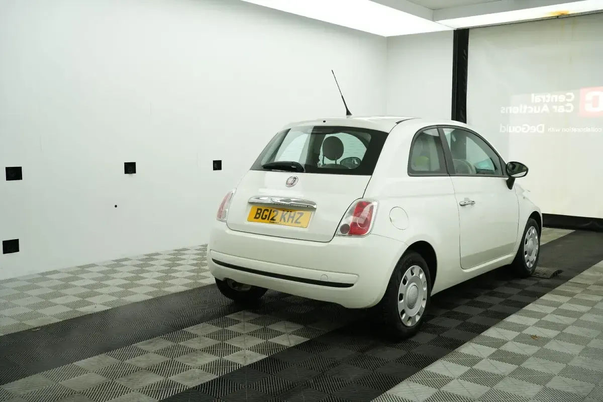 Used Fiat 500 Pop 69 HP (50 kW) 2012 White Hatchback
