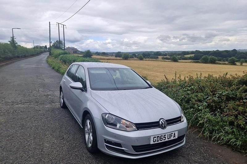 Silver Used 2015 VW Golf VII Match Hatchback | £4,650 (Good price) - Image 1/1