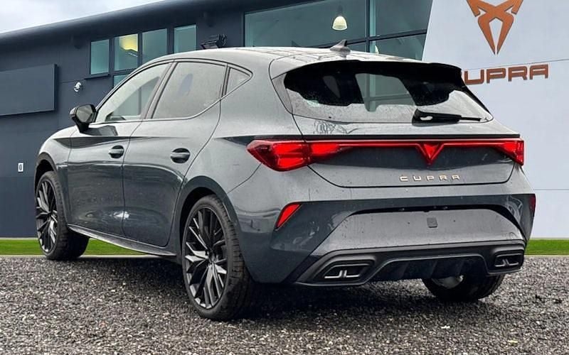 New Cupra Leon 150 HP (110 kW) 2025 Hatchback