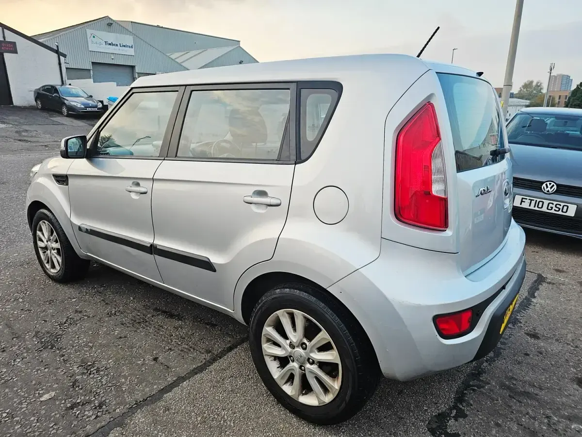 Used Kia Soul 126 HP (92 kW) 2013 Silver SUV
