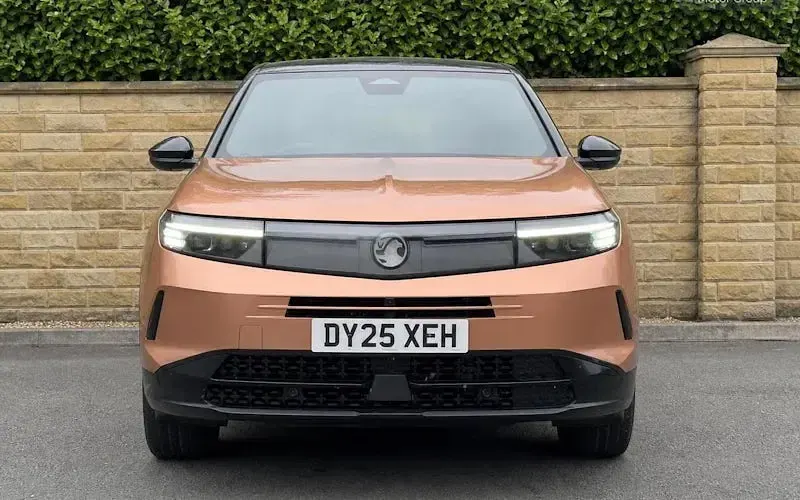 Used Vauxhall Grandland X Ultimate 136 HP (100 kW) 2025 Brown SUV