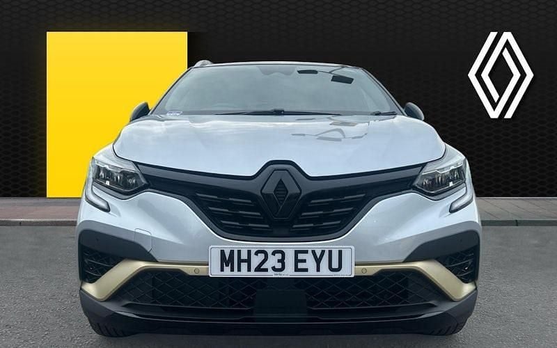 Second-hand Renault Captur Engineered 143 CP (105 kW) 2023 Negru SUV