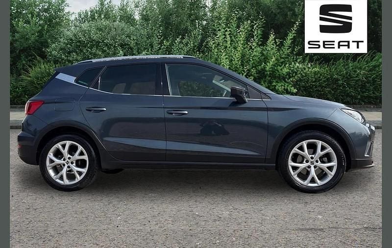 Used Seat Arona FR 116 HP (85 kW) 2024 Grey SUV