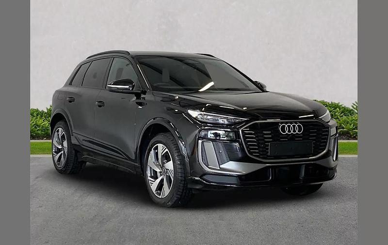 Other New 2025 Audi Q6 e-tron S-Line SUV | £66,299 (Good price) - Image 1/4