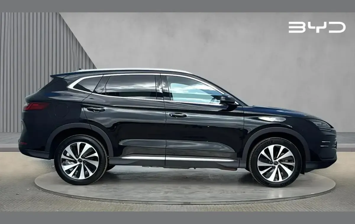 Used BYD Seal U Comfort 218 HP (160 kW) 2025 Black SUV