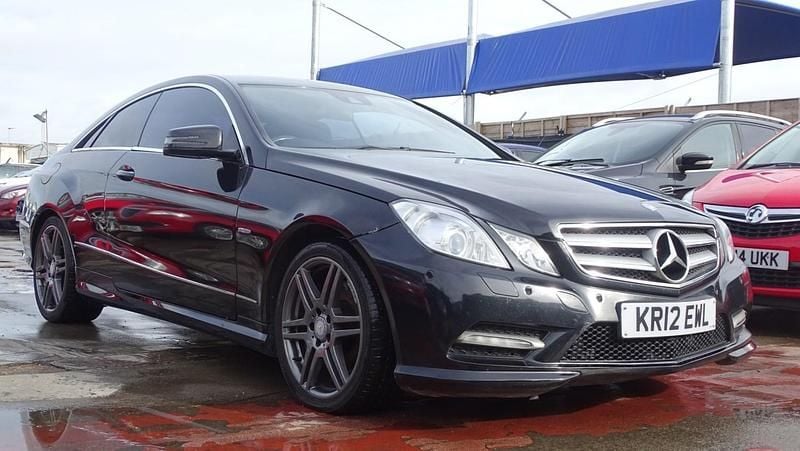 Used Mercedes E250 204 HP (150 kW) 2012 Black Coupe