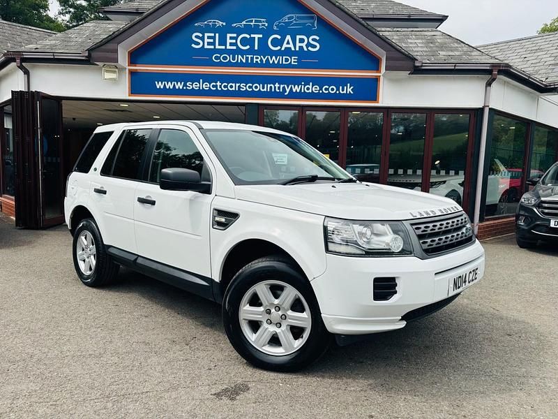 White Used 2014 Land Rover Freelander 2 S SUV | £4,995 (Expensive) - Image 1/4