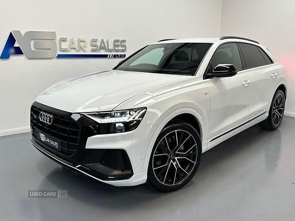 White Used 2023 Audi Q8 Black Edition SUV | £49,995 (A bit pricey) - Image 1/3