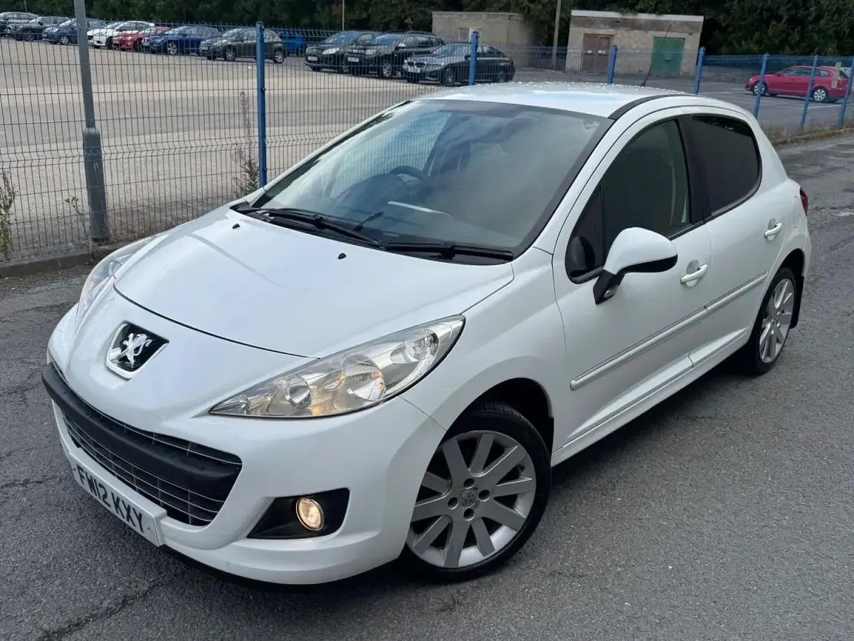 Used Peugeot 207 Sportium 2012 White Hatchback