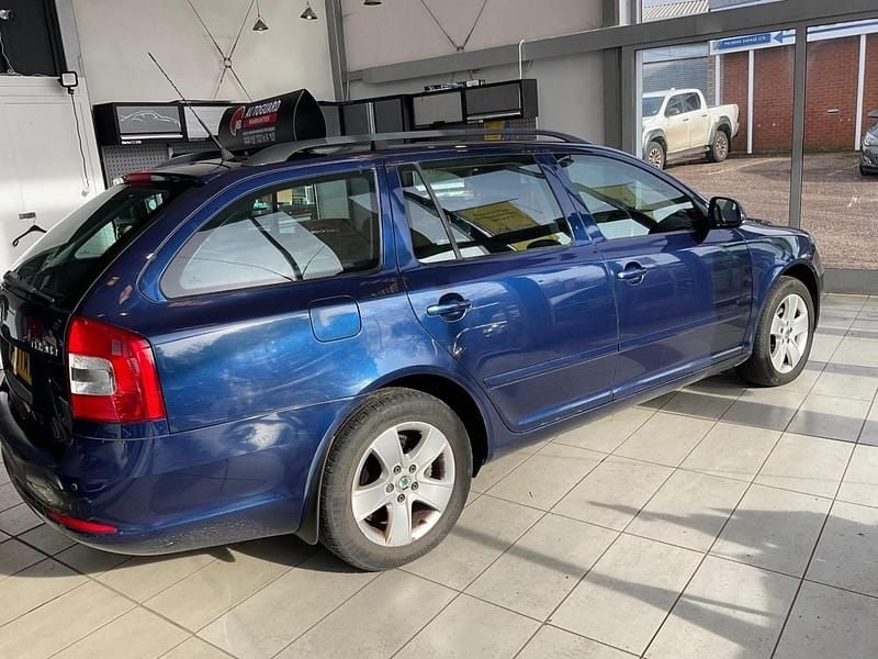 Used Skoda Octavia Elegance 2010 Blue Estate