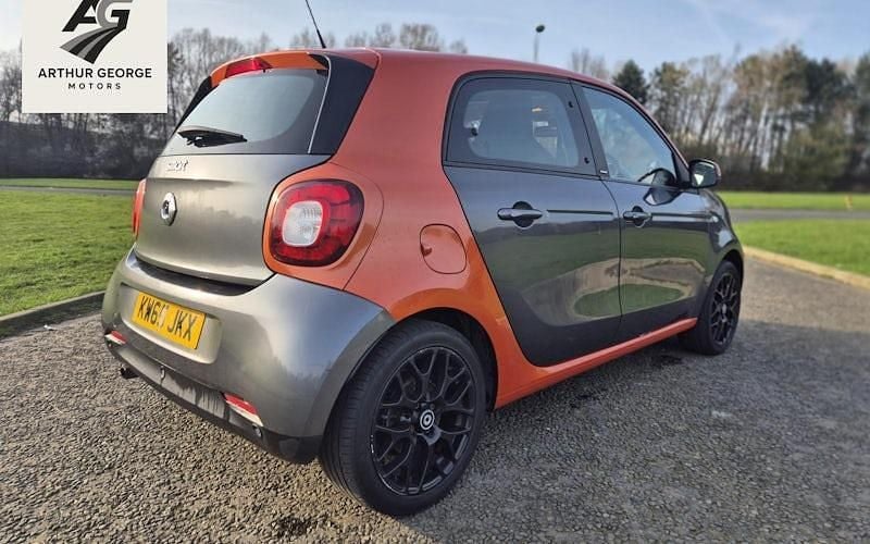 Used Smart ForFour Edition #1 90 HP (66 kW) 2015 Grey Hatchback