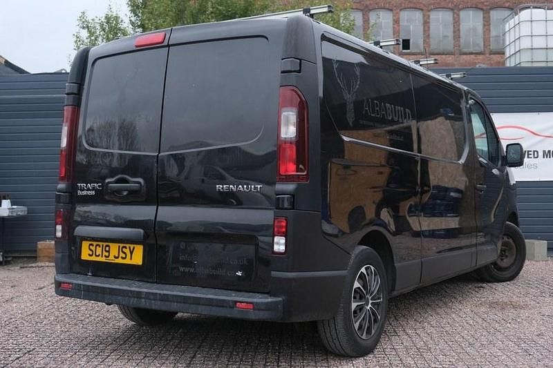 Used Renault Trafic Business 2019 Black MPV