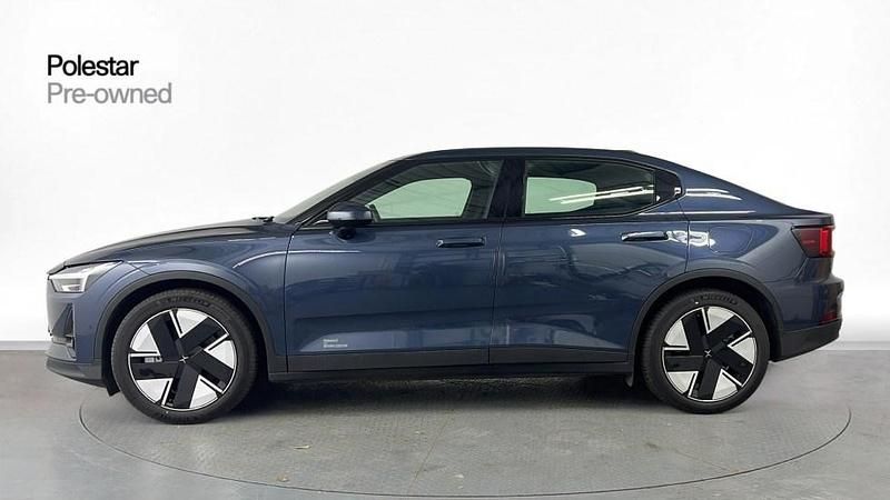 Begagnad Polestar 2 Plus 219 kW (299 HK) 2025 Blå Halvkombi
