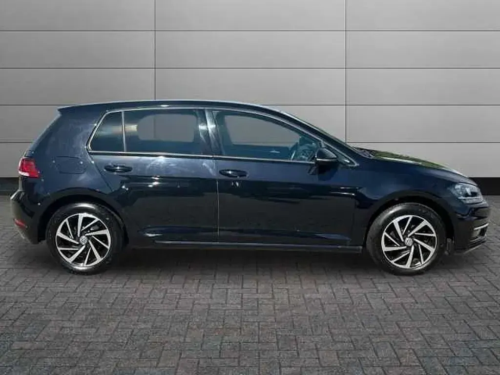 Używany VW Golf VII 150 KM (110 kW) 2019