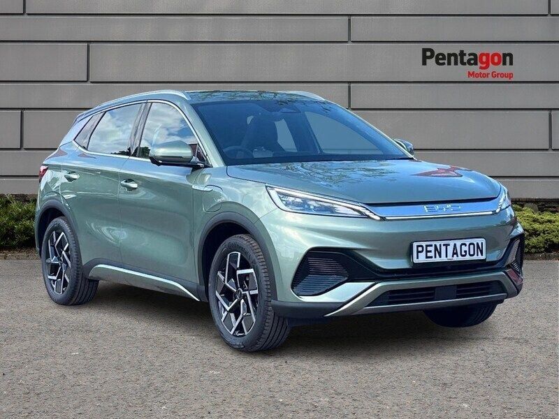 Green New 2025 BYD Atto 3 Comfort SUV | £24,995 - Image 1/3