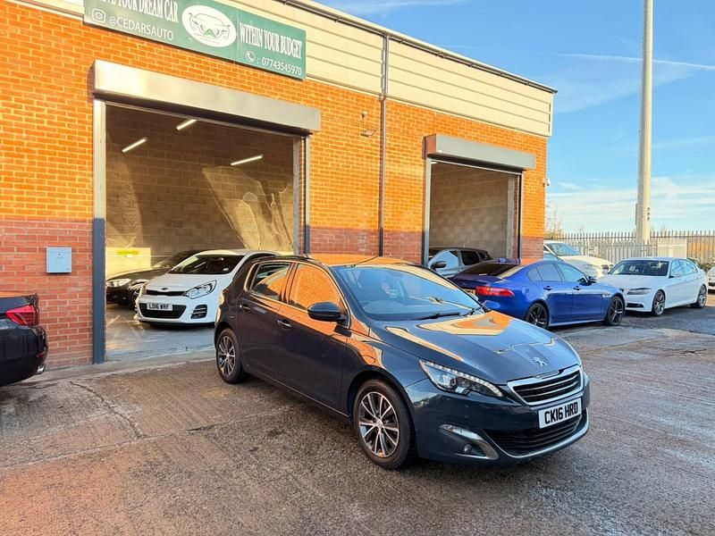 Used Peugeot 308 Allure 120 HP (88 kW) 2016 Grey Hatchback