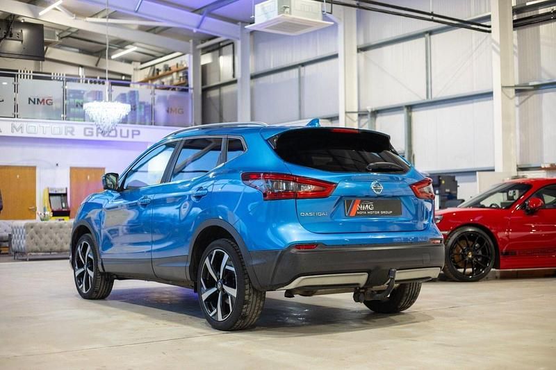 Used Nissan Qashqai Tekna 130 HP (95 kW) 2017 Blue SUV