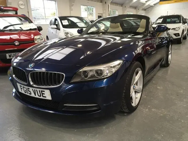 Used BMW Z4 Comfort Edition 181 HP (133 kW) 2015 Blue Cabriolet
