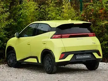New BYD Dolphin Surf Active 64 kW (88 HP) 2026 Green Hatchback