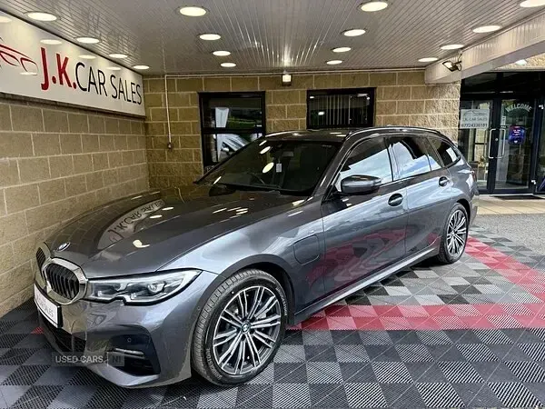 Used BMW 330e M Sport 288 HP (211 kW) 2020 Grey Estate