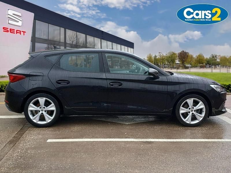 Used Seat Leon FR 109 HP (80 kW) 2021 Black Hatchback