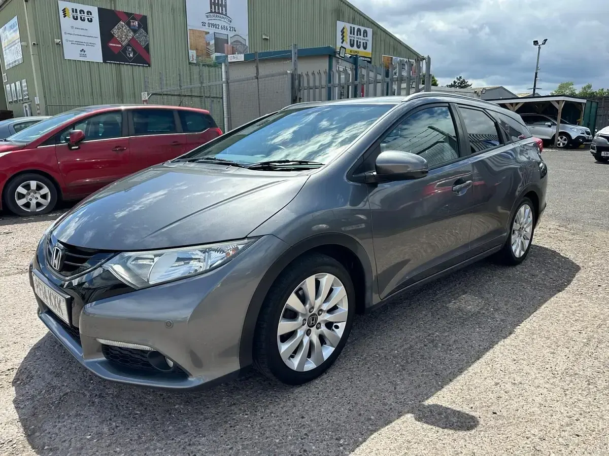 Used Honda Civic SR 120 HP (88 kW) 2014 Grey Estate