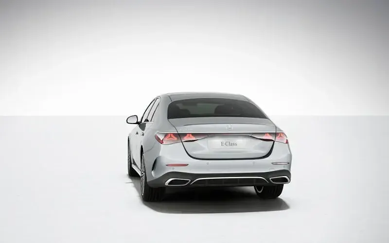 New Mercedes E200 AMG Line Premium Plus 204 HP (150 kW) 2026 Sedan