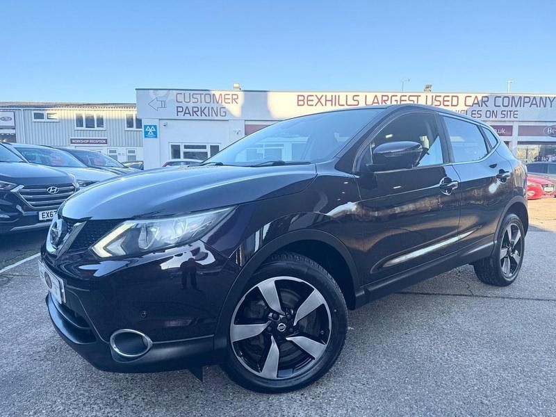 Black Used 2015 Nissan Qashqai N-TEC SUV | £6,499 (Expensive) - Image 1/4