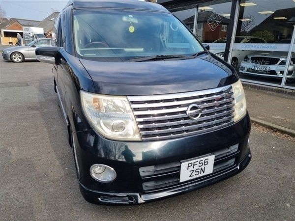 Black green Used 2006 Nissan Elgrand MPV | £24,000 - Image 1/1
