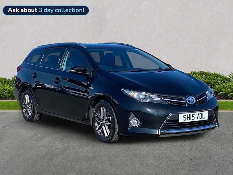 Used Toyota Auris Hybrid 2015 Black Estate