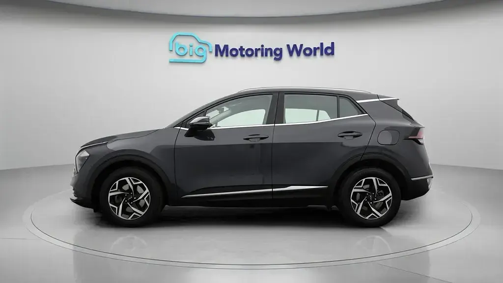 Usado Kia Sportage 148 HP (108 kW) 2023 Cinzento SUV