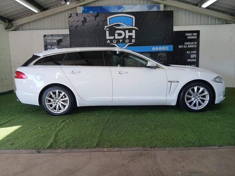 Used Jaguar XF Premium Luxury 2013 White Estate