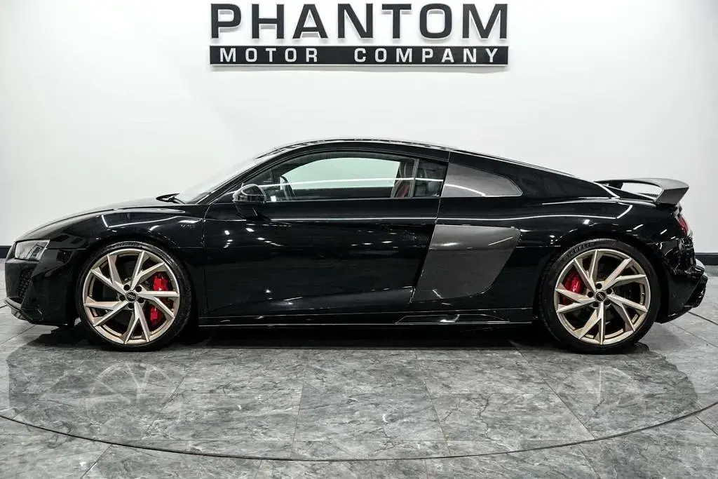 Used Audi R8 Coupé Performance 620 HP (456 kW) 2022 Black Coupe